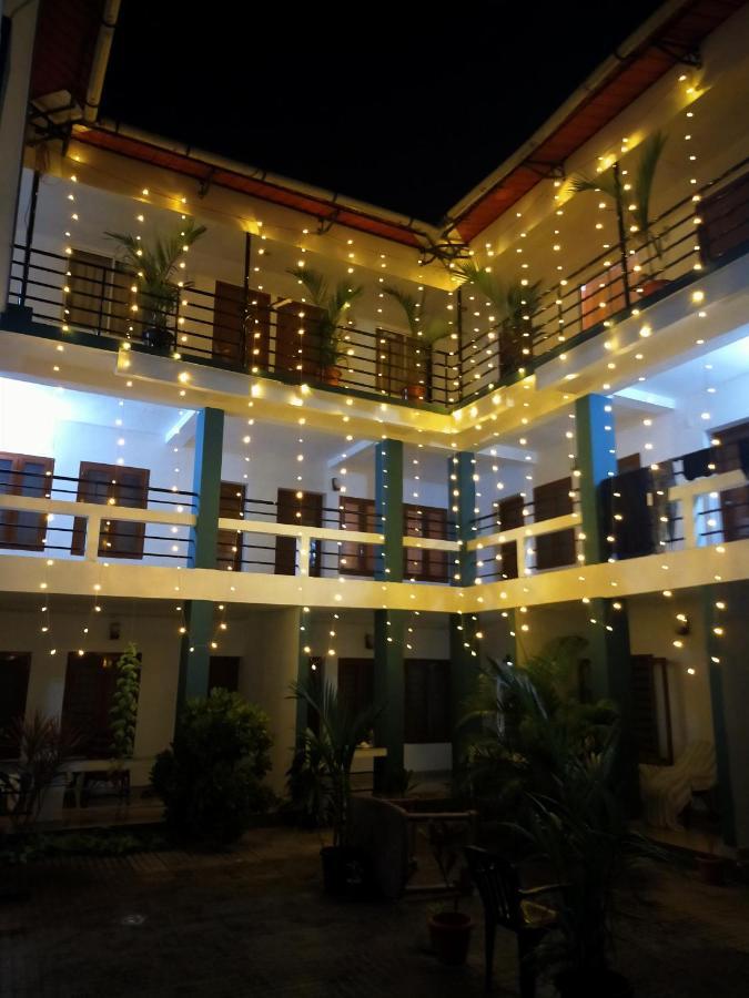 New Kovalam Beach Hotel Exterior foto